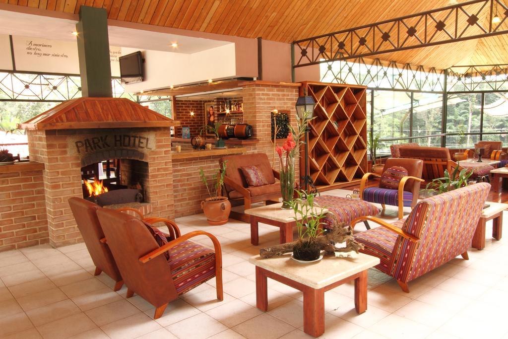 Park Hotel Santa Cruz Verapaz المظهر الخارجي الصورة