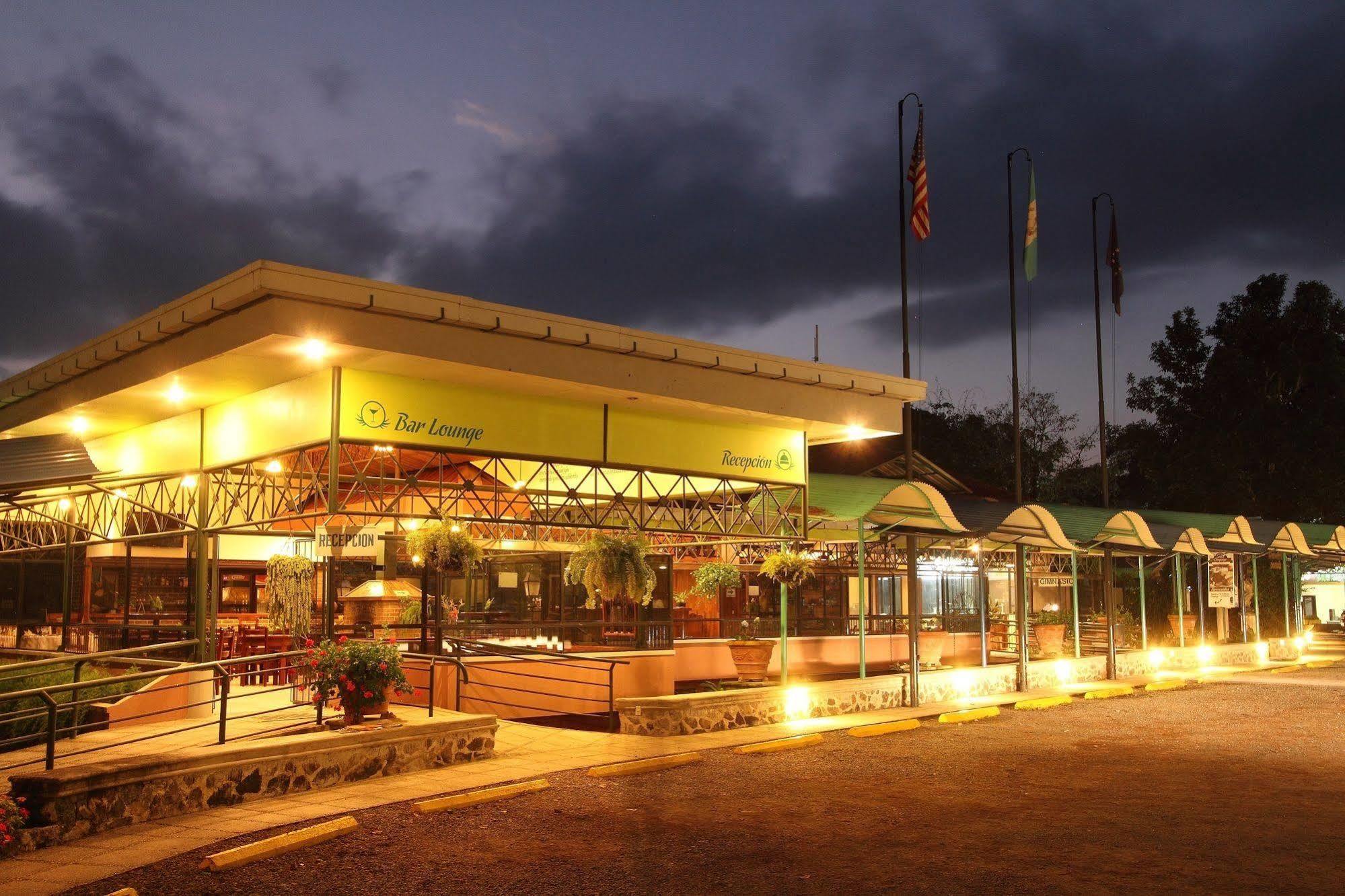 Park Hotel Santa Cruz Verapaz المظهر الخارجي الصورة