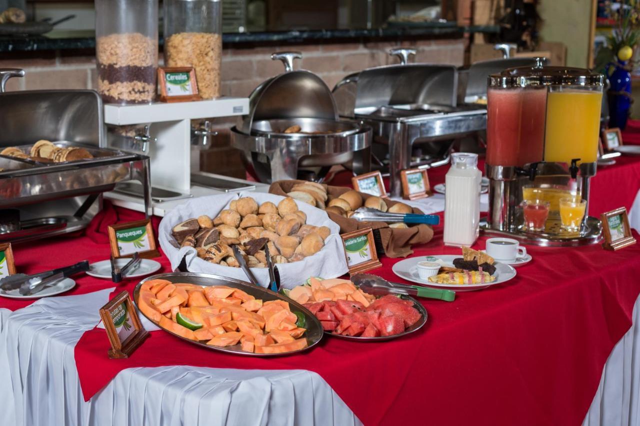 Park Hotel Santa Cruz Verapaz المظهر الخارجي الصورة